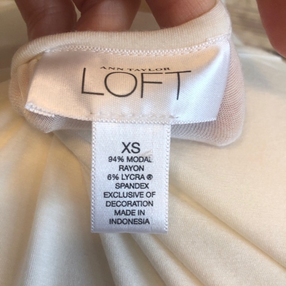 Ann Taylor Loft Top - Size XS - Picture 6 of 7